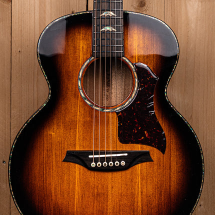Bromo  BAN8E/VS Denali Series mini jumbo guitar