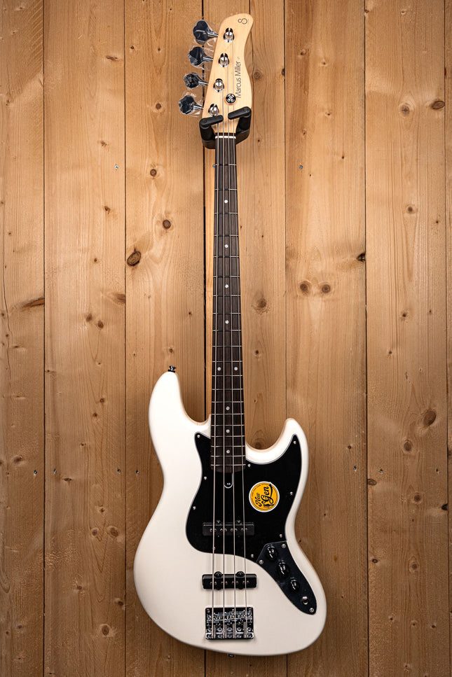 Marcus Miller SIRE V1 jazz basgitaar color Antique White