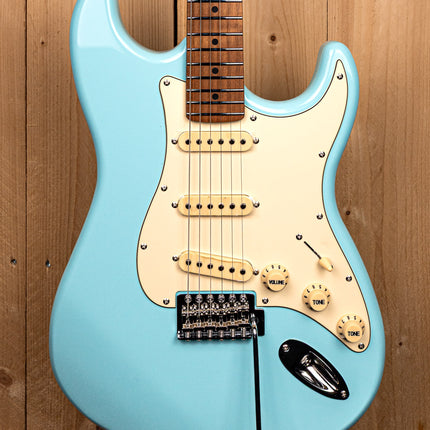 Jet JS 300 BL S-style SSS Sonic blue