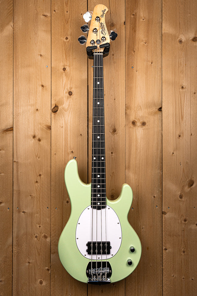 Sterling by Music Man Stingray Intro Series Ray2 basgitaar Misty Green