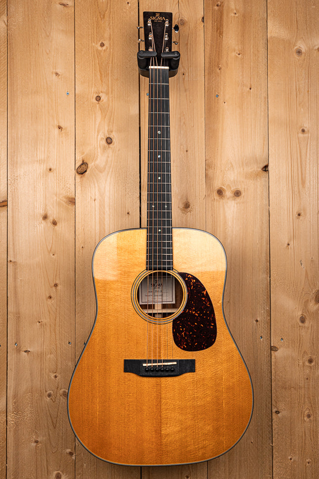 Sigma Acoustic Guitar Western DM-18