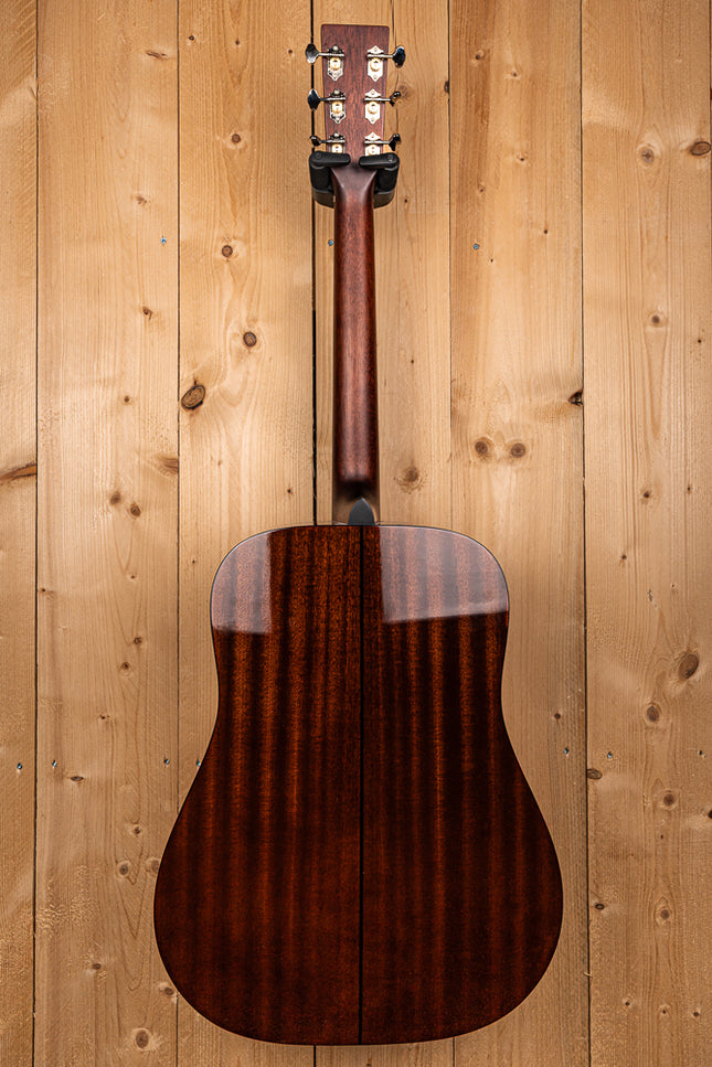 Sigma Acoustic Guitar Western DM-18