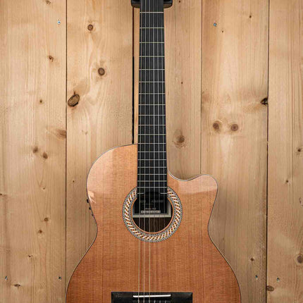 Juan Salvador 6CE - Premium Klassieke Gitaar met Versterking