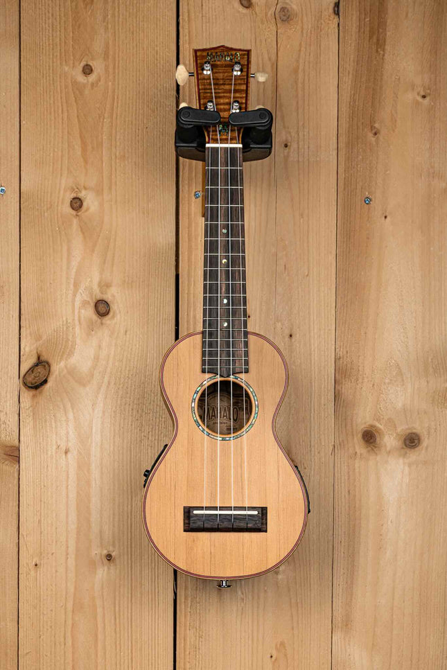 Mahalo Master Series all solid soprano ukulele, MEQ2 preamp & tuner, toneflow bracing, natural matt, with bag and strap - MM1E