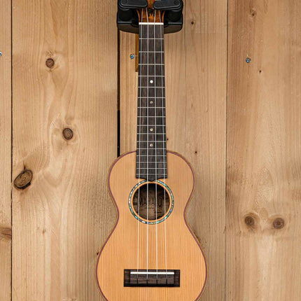 Mahalo Master Series all solid soprano ukulele, toneflow bracing, natural matt finish, with bag and strap - MM1
