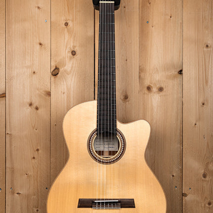 Höfner 65-F-CE Klassieke Gitaar