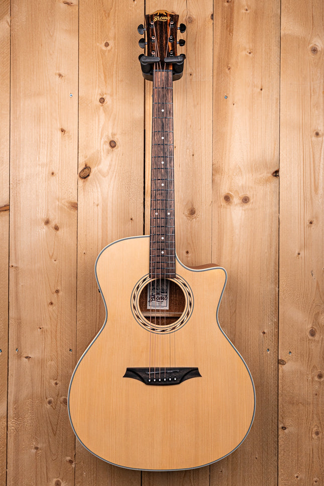 Bromo Appalachian Series auditorium guitar - BAA2CE