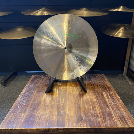 18'' Masterwork Custom China