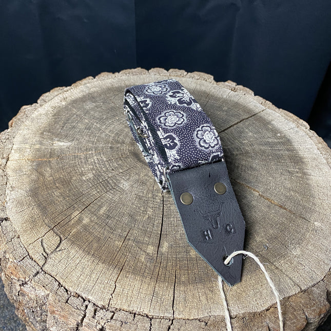 Holy Cow Strap Flowers-Black