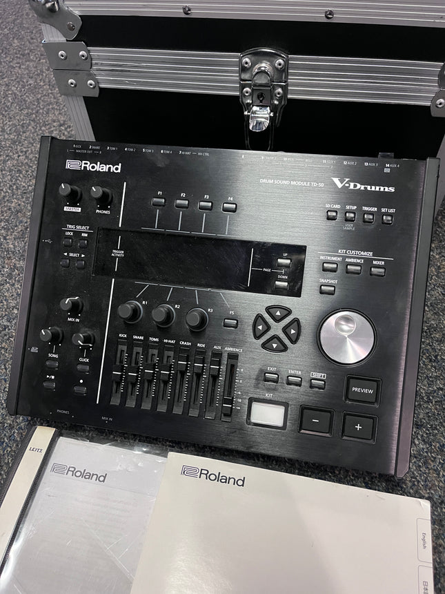 Roland TD-50 module inclusief flightcase (occasion)