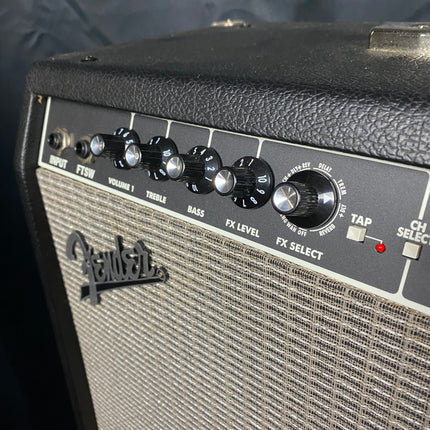 Fender Champion 100 versterker (ocassion)