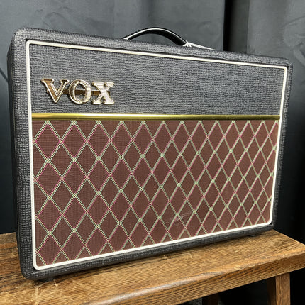 Vox AC10 Combo – Klassieke Klank in een Compacte Vorm