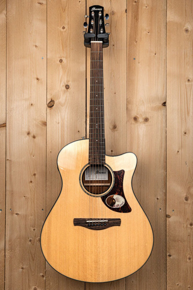 Ibanez AAM300CE-NT akoestische gitaar
