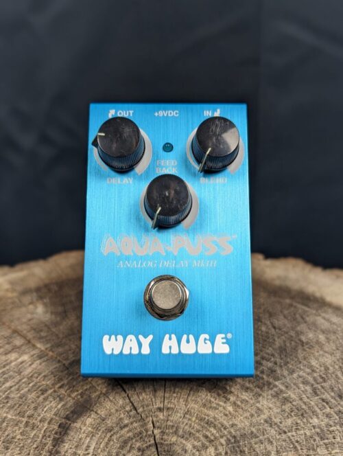 Image of Way Huge Smalls Aqua Puss - Compact delay-pedaal voor warme vintage klanken. Image of Way Huge Smalls Aqua Puss - Compact delay-pedaal voor warme vintage klanken.