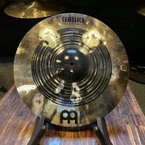 16 classics custom dual cr "Image of Meinl 16 inch Classics Custom Dual Crash Cymbal - Heldere klanken met veelzijdige expressie voor elke drumkit."