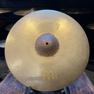 "Image of Meinl 20 inch Byzance Vintage Sand Ride Cymbal - Warme, heldere klank met handgehamerde details voor een veelzijdige drumervaring."