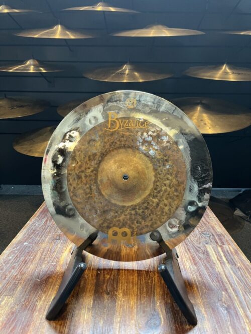 Image of Meinl Byzance Dual Hihat 15" - Versatile hihat cymbal with bright articulation and warm sustain.