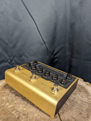 Image of IK Multimedia X-Gear Pedal X-Vibe - Unlock vintage vibrato and chorus tones with professional-grade modulations.