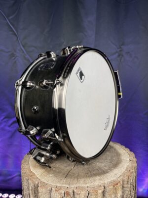 Image of Mapex Black Panther Hydro 13" x 7" Maple Snare - Subliem geluid en opvallend design voor elke drummer.