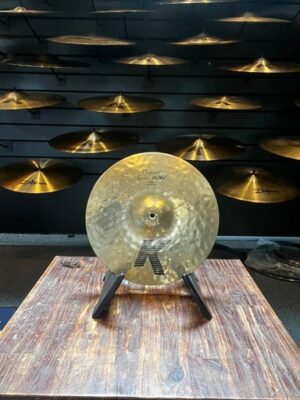 "Image of 14-inch Zildjian K Custom Session Hi-Hat, helder bekkenpaar met traditionele afwerking."
