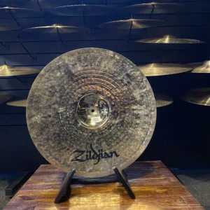 IMG_1364 Image of 20" Zildjian Custom Medium Ride cymbal with warm, clear tone and versatile sound for various musical styles.