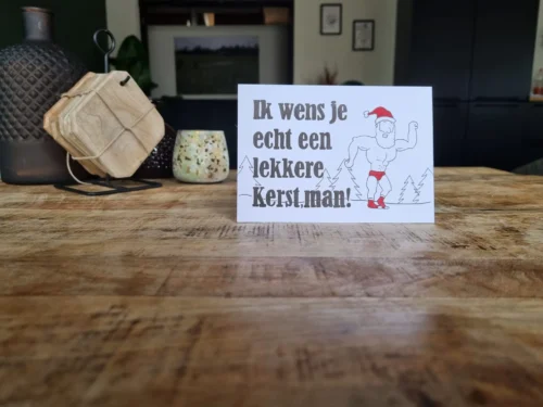 b333728c-f380-4607-831a-36adf8700833.jpg Kerstkaart BySam "Lekkere Kerst Man"