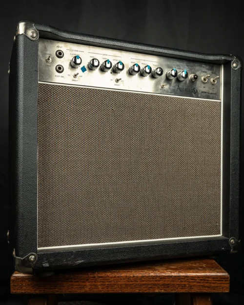 La Boga Alligator 50 Watt Tube Amp Occasion – Pure Buizenklank voor de Veeleisende Gitarist (Occasion)