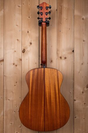 Bromo Tahoma Series auditorium guitar with solid mahogany top - BAT2M