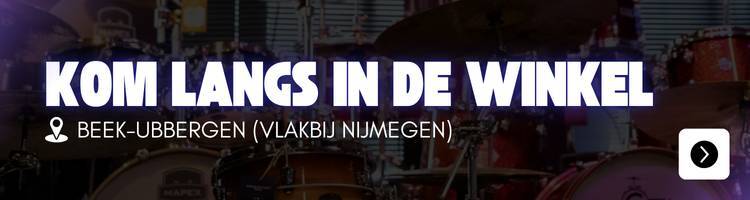 LANGS IN DE WINKEL
