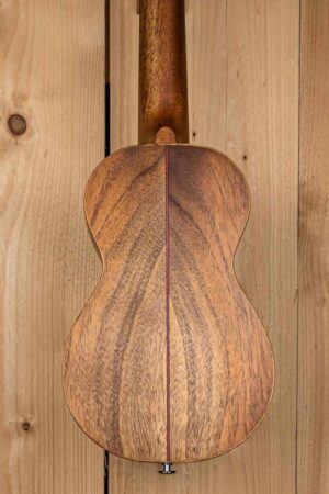 DSC8604-2.jpeg Mahalo Master Series all solid soprano ukulele, toneflow bracing, natural matt finish, with bag and strap - MM1