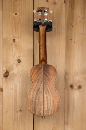 DSC8604.jpeg Mahalo Master Series all solid soprano ukulele, toneflow bracing, natural matt finish, with bag and strap - MM1