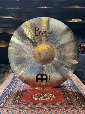 IMG_8067.jpg 18" Meinl Byzance Polyphonic Brilliant Crash B18POC-B