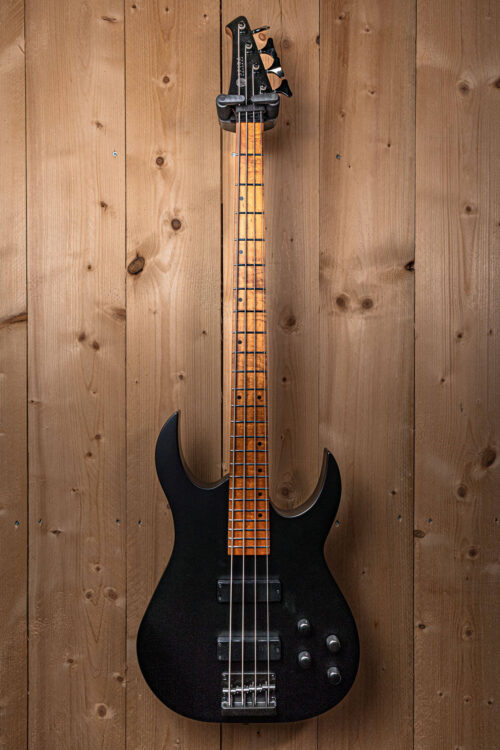 Spira B-400 MBK 4-string bass Satin Black