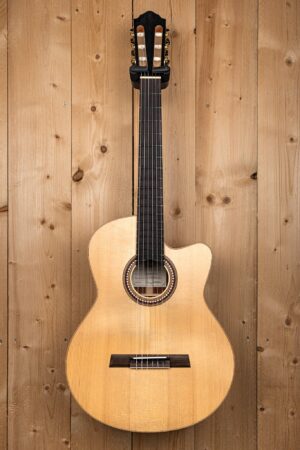 Höfner 65-F-CE Klassieke Gitaar