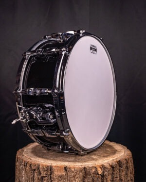DSC9831-bewerkt.jpg Yamaha Absolute hybrid maple Snare Black